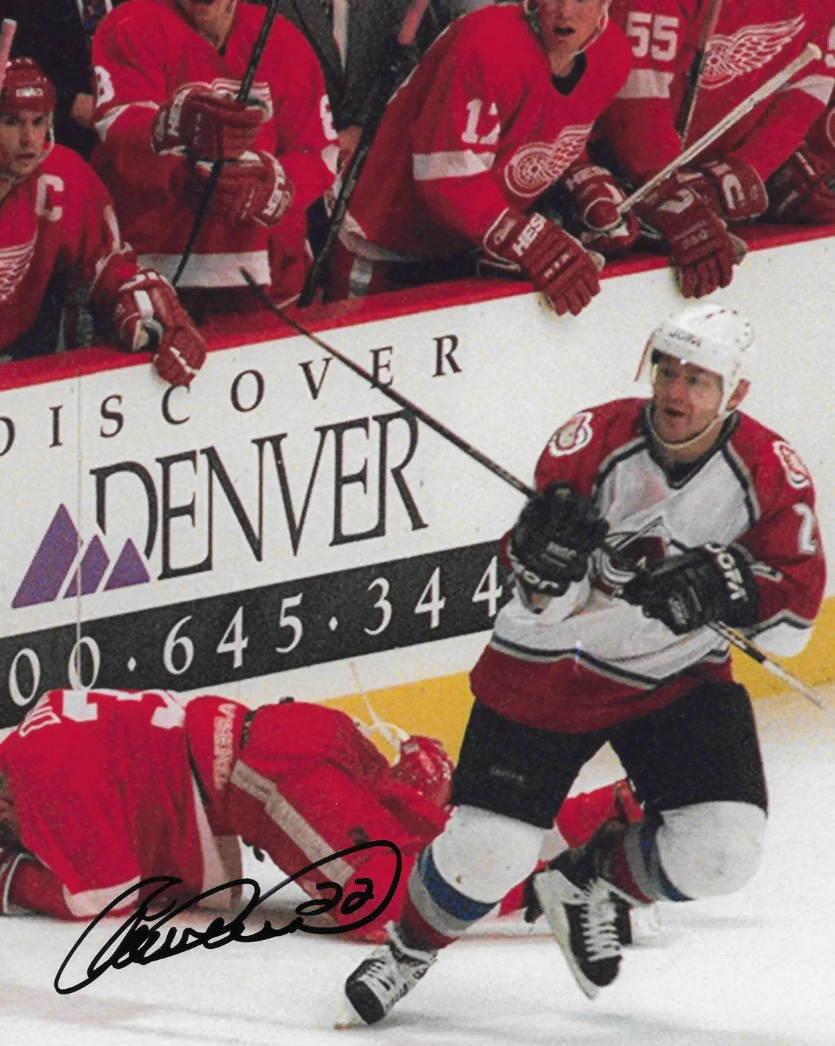 Claude Lemieux Signed Colorado Avalanche 8x10 Photo COA Proof Autographed