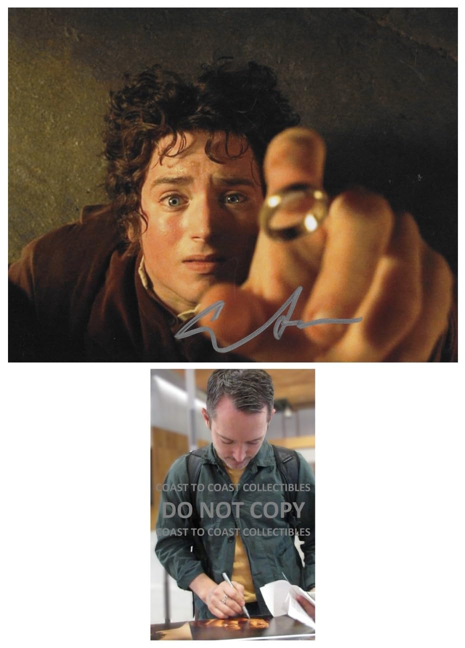 Elijah Wood Signed Lord Of The Rings 8x10 Photo COA Exact Proof Autographed. Star