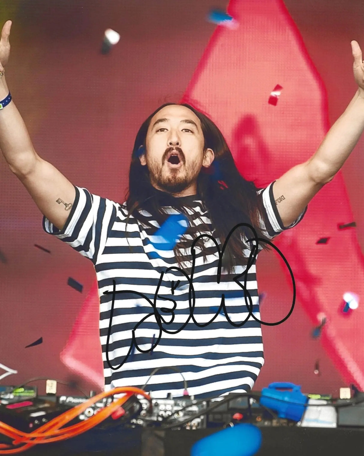 DJ Steve Aoki EDM Music Producer signed 8x10 Photo COA Proof autographed STAR.