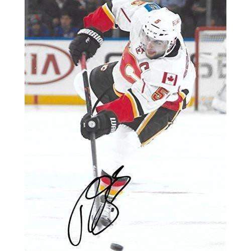 Mark Giordano, Calgary Flames, Signed, Autographed, NHL, Hockey, 8X10 Photo, a COA with the Proof Photo of Mark Signing Will Be Included