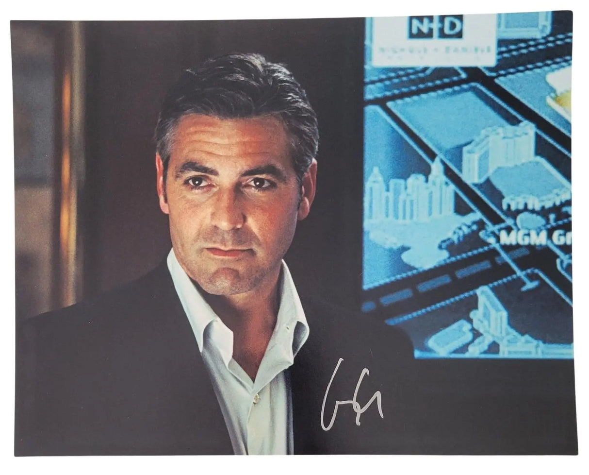 George Clooney signed Oceans Eleven 11x14 Photo COA Proof autographed STAR