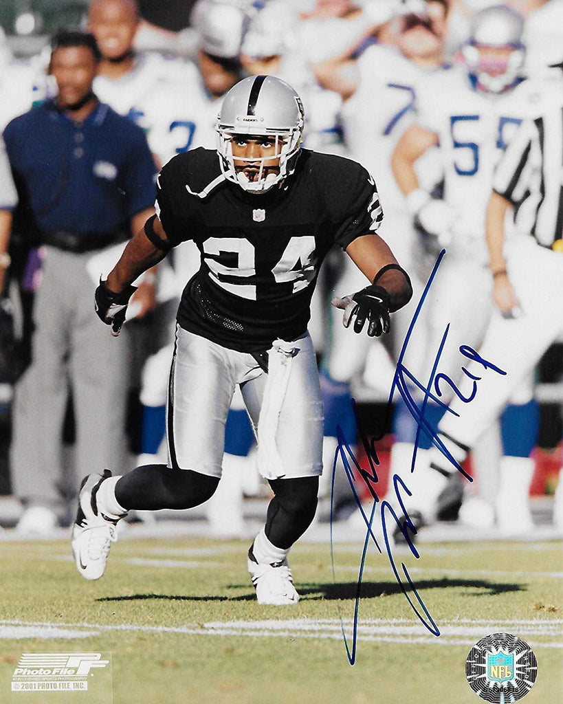 Charles Woodosn Oakland Raiders signed autographed, 8x10 Photo, COA with the proof photo will be included