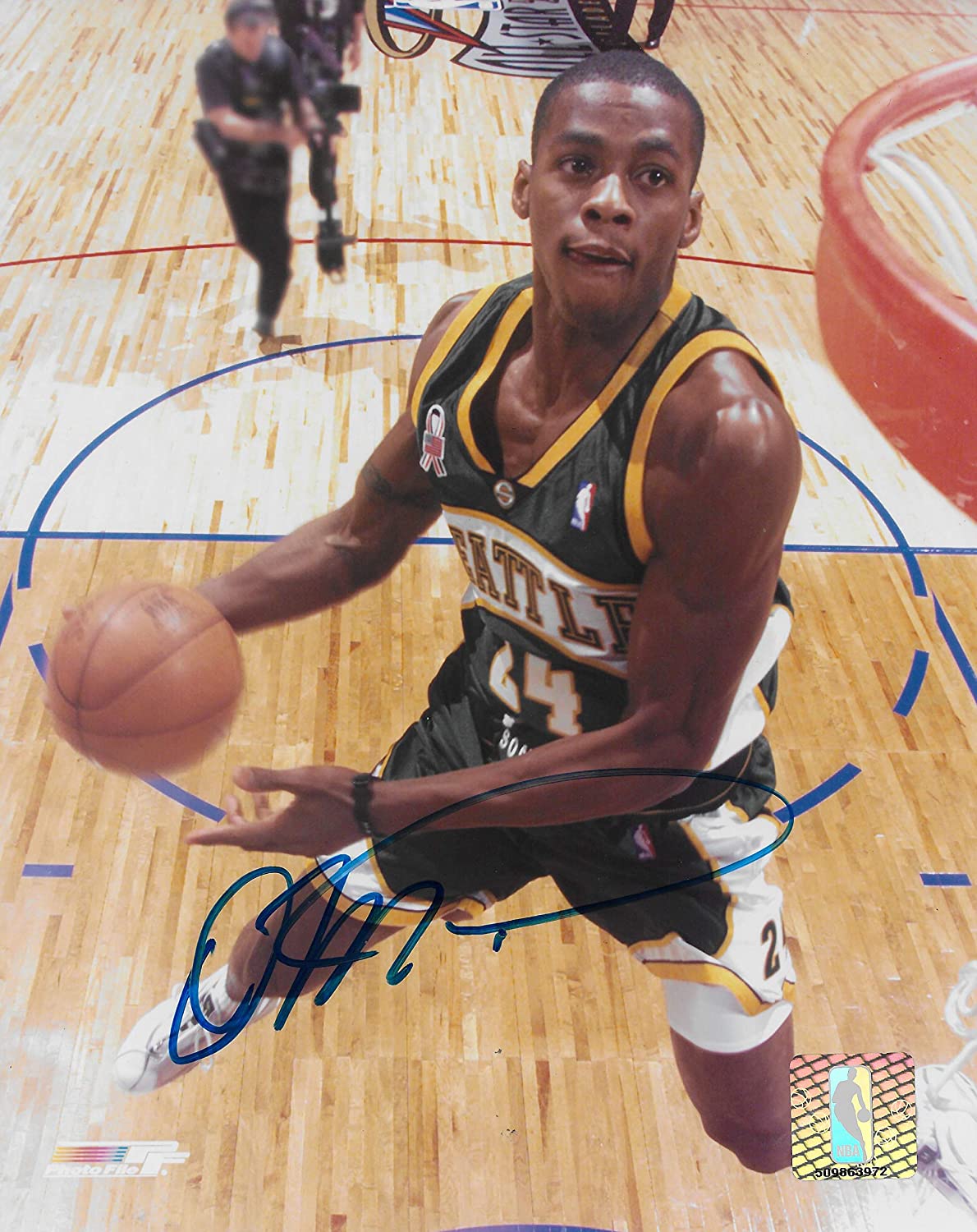 Desmond Mason signed Seattle Supersonics basketball 8x10 photo COA