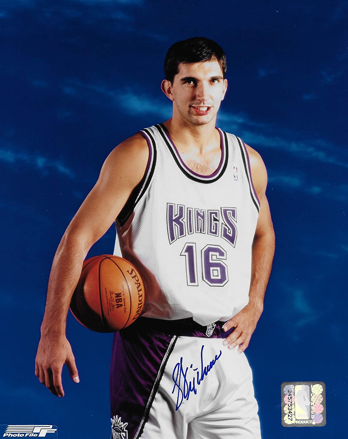 Peja Stojaković signed Sacramento Kings basketball 8x10 photo COA
