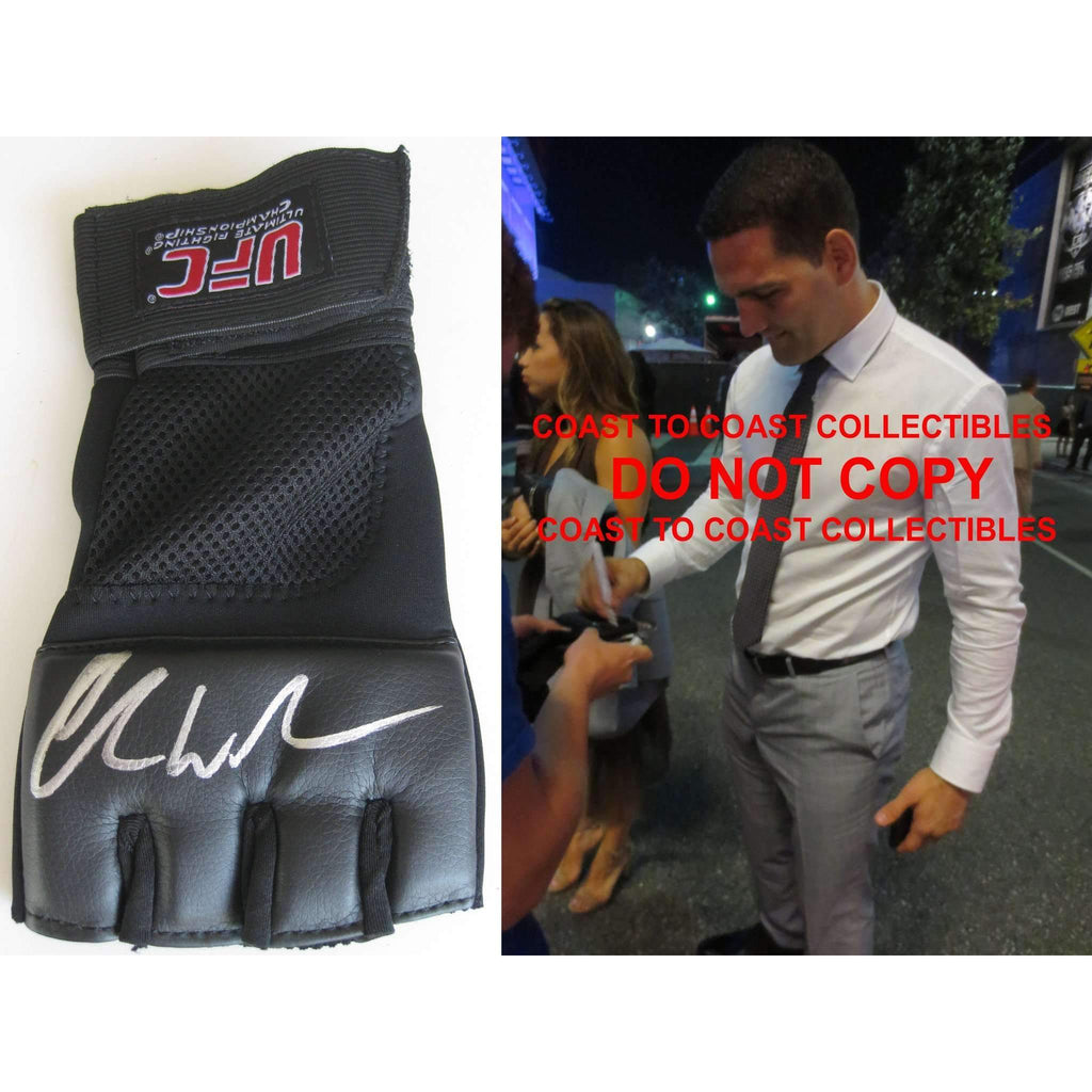 Chris Weidman, MMA, Signed, Autogrpahed, UFC Glove, a COA with the Proof Photo of Chris Signing Will Be Included.