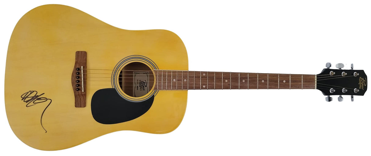 Willie Nelson Country music legend signed acoustic guitar Proof Beckett COA STAR autograph