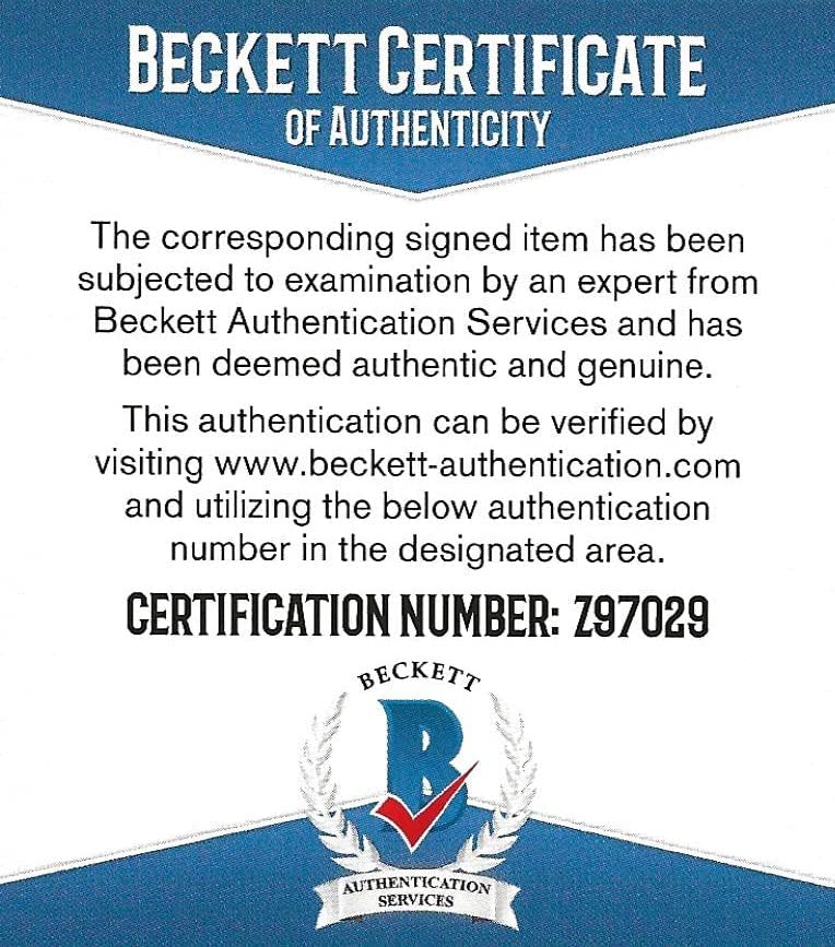 Martin Brodeur New Jersey Devils Blues signed Hockey puck proof Becket COA autographed