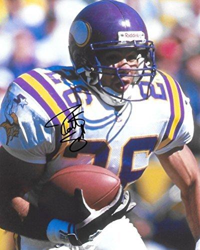 Robert Smith, Minnesota Vikings, Signed, Autographed, 8X10 Photo, a COA with the Proof Photo of Robert Signing Will Be Included..