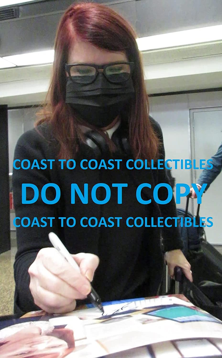 Kate Flannery actress signed autographed The Office 8x10 photo proof Beckett COA STAR