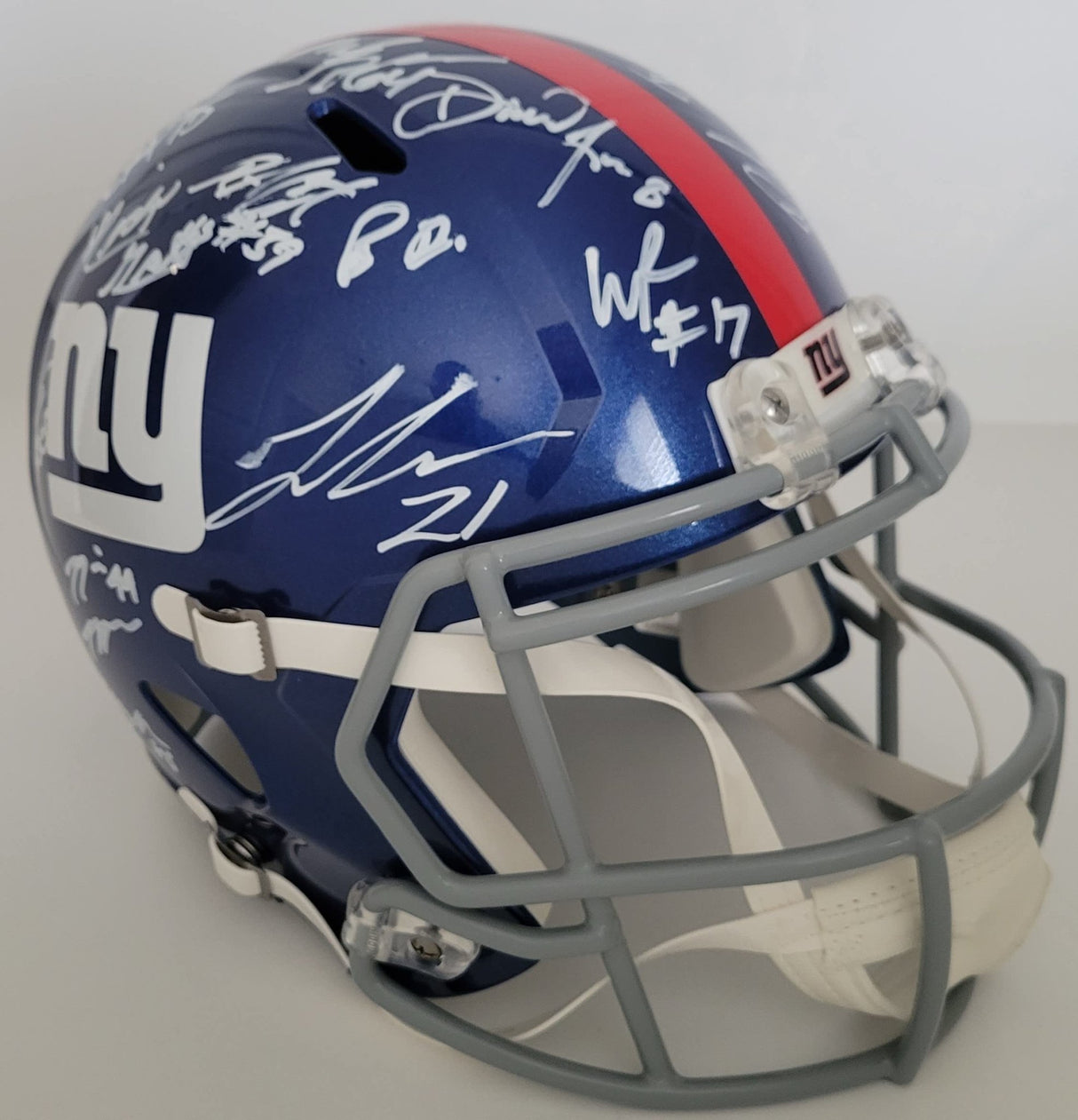 2022 New York Giants team signed full size football helmet COA exact proof Daniel Jones