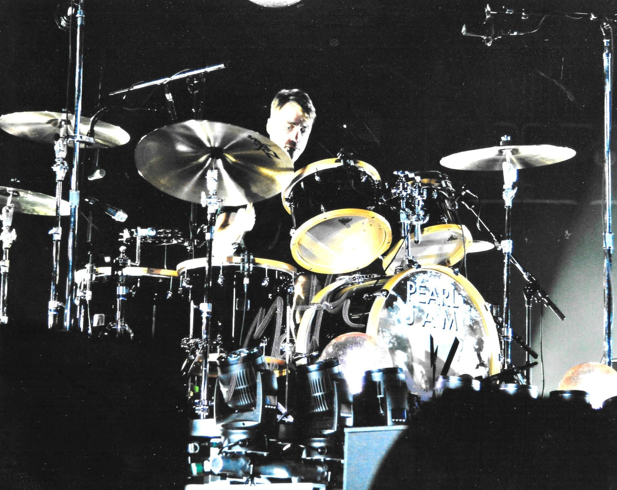 Matt Cameron Signed 8x10 Photo Proof Autographed Pearl Jam Soundgarden Drummer Star.