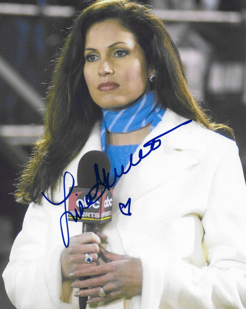 Lisa Guerrero Signed 8x10 Photo COA Proof Sportscaster Model Actress Autographed Star..