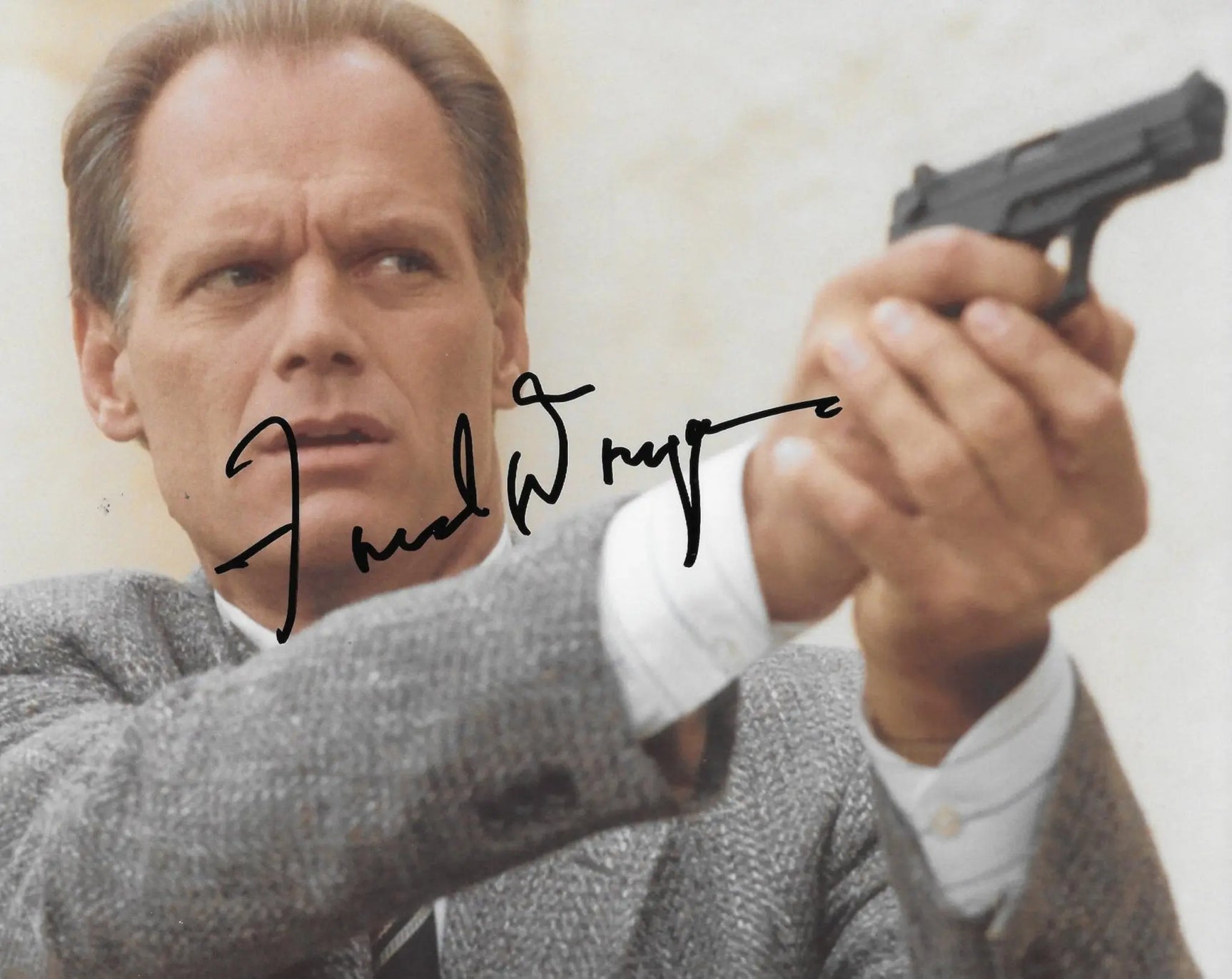Fred Dryer Hunter signed Sgt Rick Hunter 8x10 photo Proof COA autographed STAR.