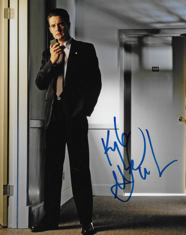 Kyle MacLachlan Signed 8x10 Photo COA Proof Autographed Agent Cooper Twin Peaks,. STAR