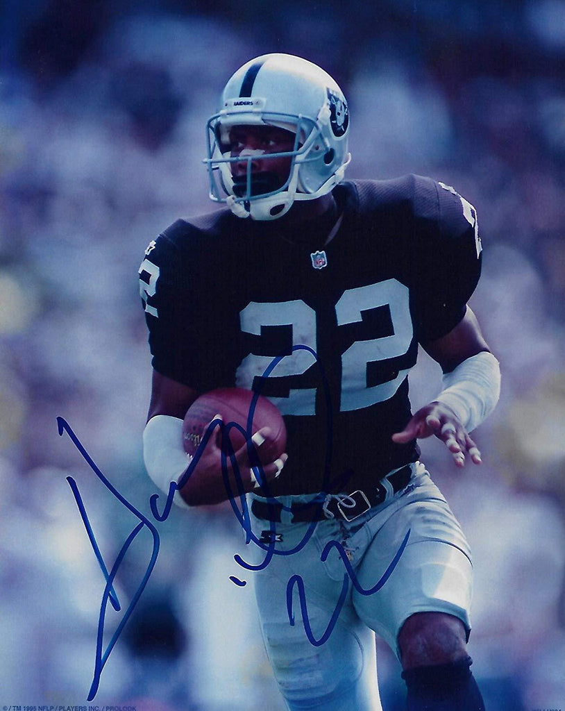Harvey Williams Oakland Raiders signed autographed, 8x10 Photo, COA will be included.