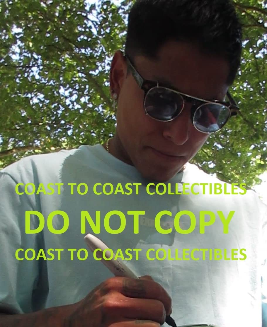 Raul Ruidiaz signed autographed Seattle Sounders 8x10 photo proof Beckett COA.