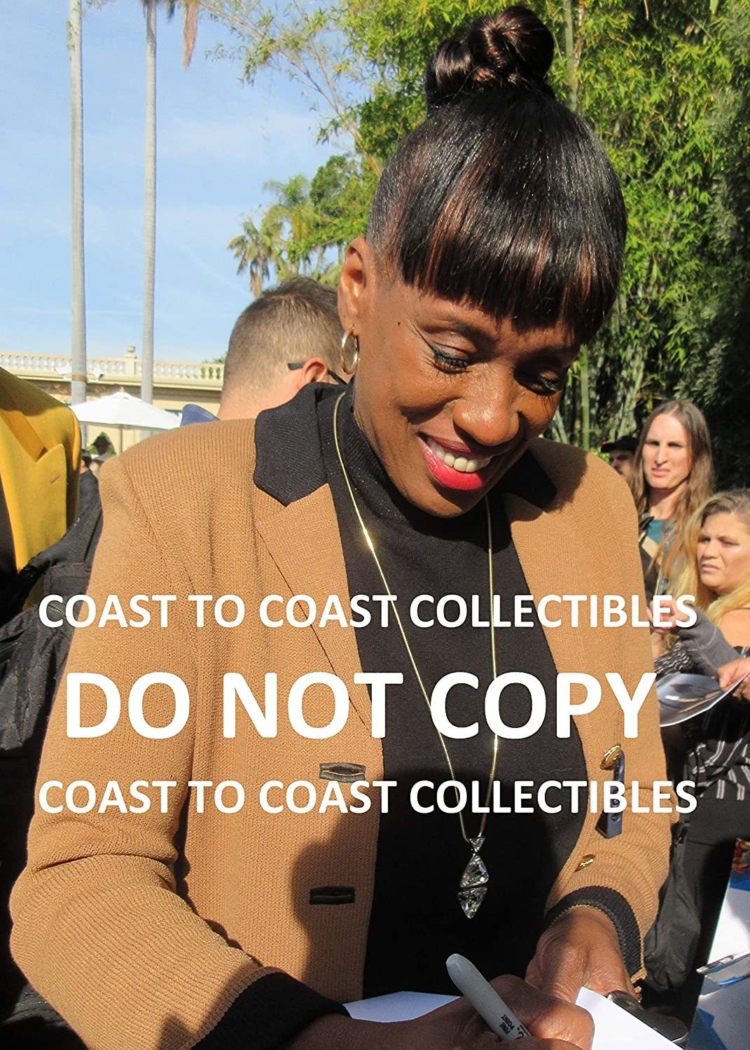 Jackie Joyner Kersee USA Track & Field Olymics gold signed,autographed 8x10 photo,proof COA