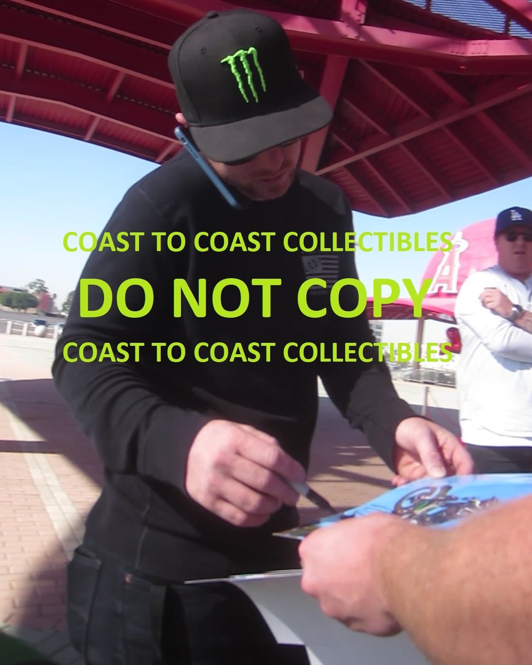 Ryan Villopoto, Supercross, Motocross, signed autographed, 8x10 Photo, COA with the proof photo will be included.