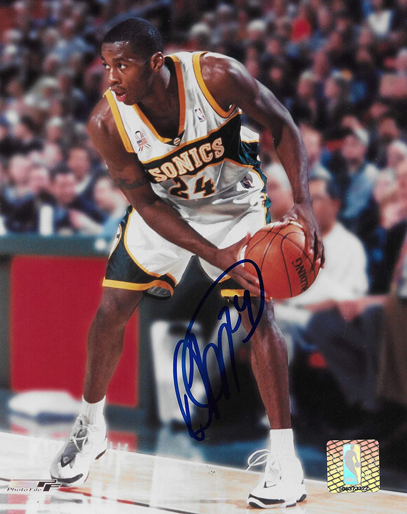 Desmond Mason signed Seattle Supersonics basketball 8x10 photo COA.