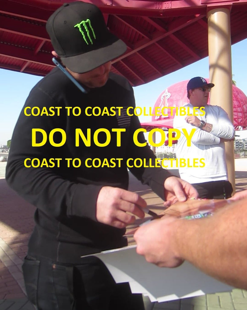 Ryan Villopoto, Supercross, Motocross, signed autographed, 8x10 Photo, COA with the proof photo will be included))