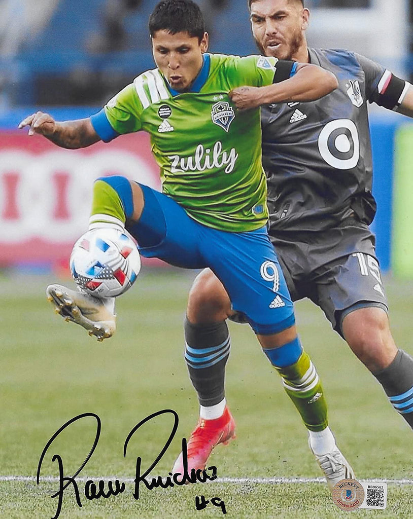 Raul Ruidiaz signed autographed Seattle Sounders 8x10 photo proof Beckett COA'