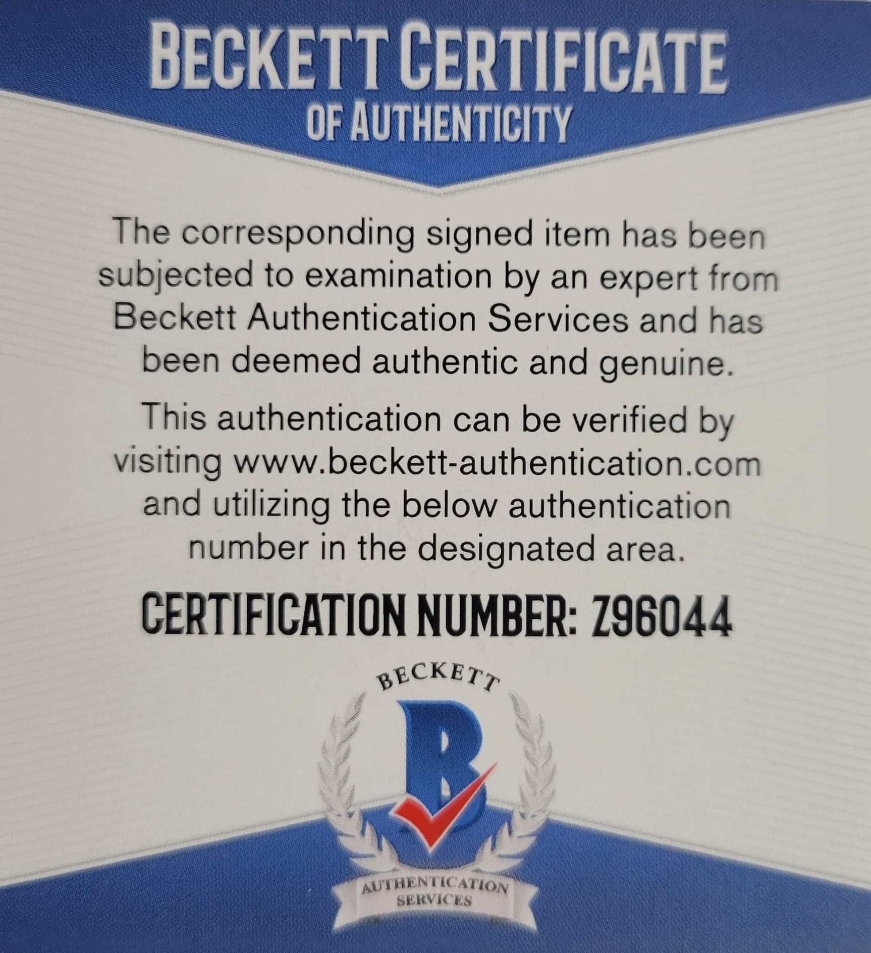 Willie Nelson Country music legend signed acoustic guitar Proof Beckett COA STAR autograph