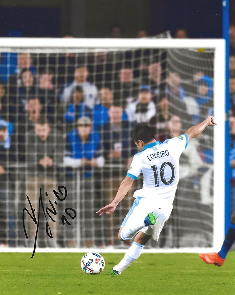 Nicolas Lodeiro autographed Seattle Sounders soccer 8x10 photo COA proof