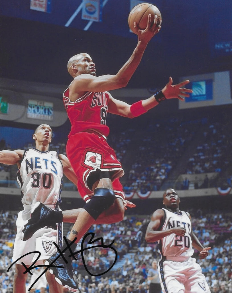 Ron Harper signed Chicago Bulls basketball 8x10 photo Proof COA autographed.