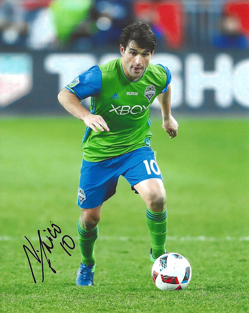 Nicolas Lodeiro autographed Seattle Sounders FC soccer 8x10 photo COA proof.