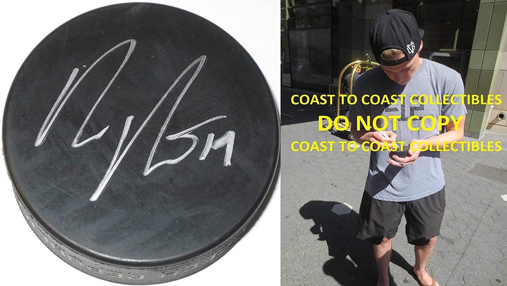 Beau Bennett Penguins,Coyotes,Devils signed,autographed Hockey Puck,COA proof