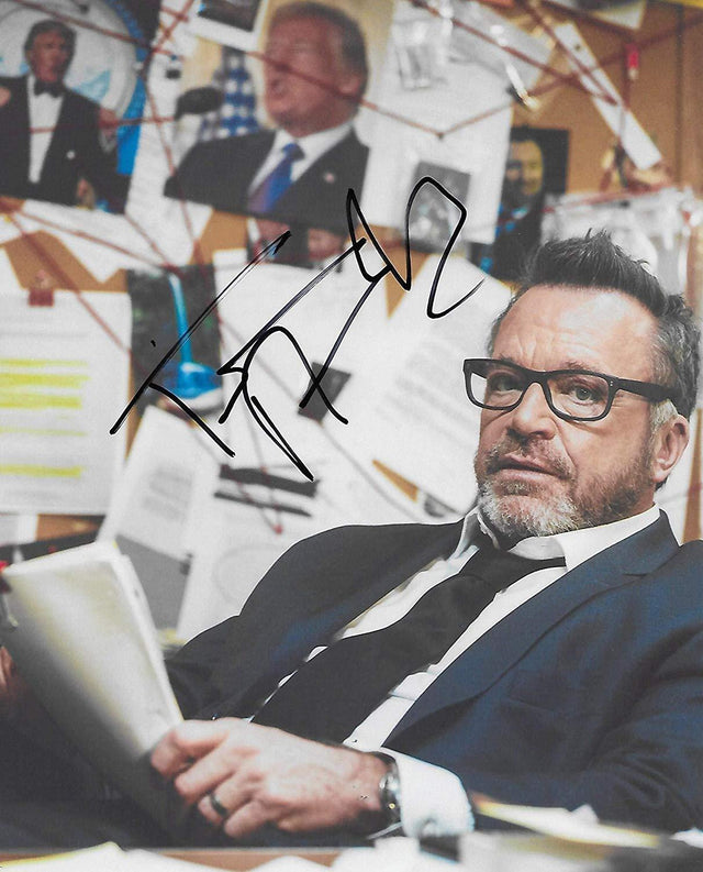 Tom Arnold actor signed autographed, 8x10 Photo. proof COA star