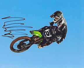 Ryan Villopoto, Supercross, Motocross, signed autographed, 8x10 Photo, COA with the proof photo will be included.