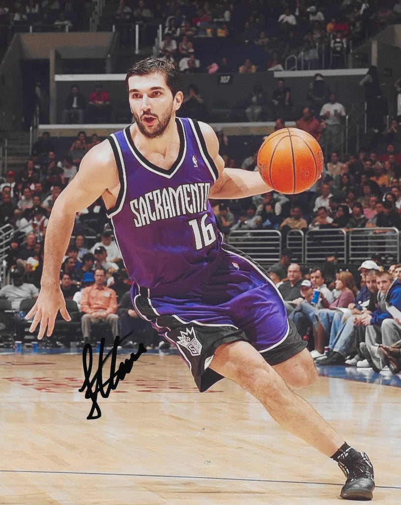 Peja Stojakovic signed Sacramento Kings basketball 8x10 photo proof COA autographed