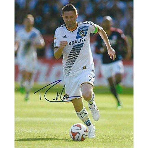 Robbie Keane, Los Angeles Galaxy, Ireland National Football Team, Signed, Autographed, 8x10, Photo, a Coa with the Proof Photo of Robbie Signing Will Be Included
