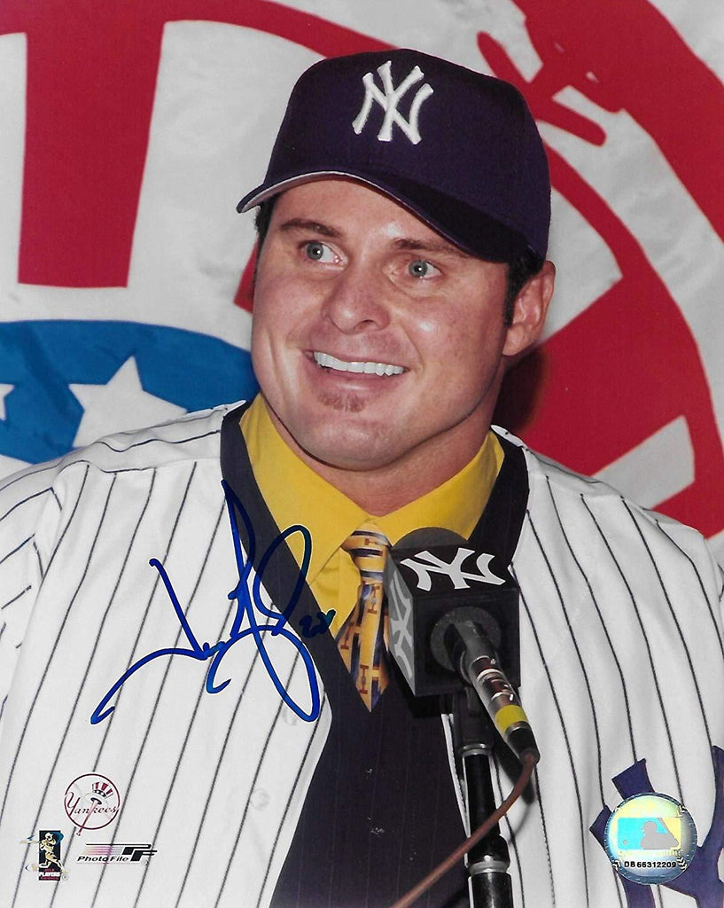 Jason Giambi New York Yankees signed autographed, 8x10 Photo, COA will be included.