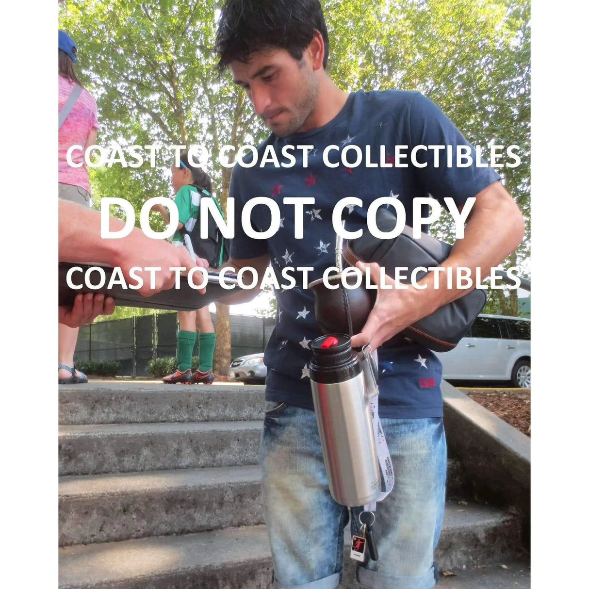 Nicolas Lodeiro, Seattle Sounders FC, Signed, Autographed, 8X10 Photo, a Coa with the Proof Photo of Nicolas Signing Will Be Included.-