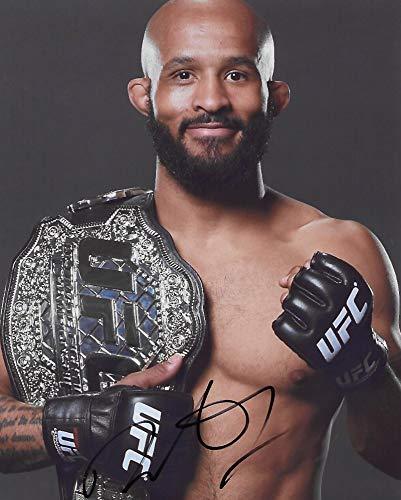 Demetrious Johnson MMA signed, autogrpahed UFC 8x10 Photo, Proof COA