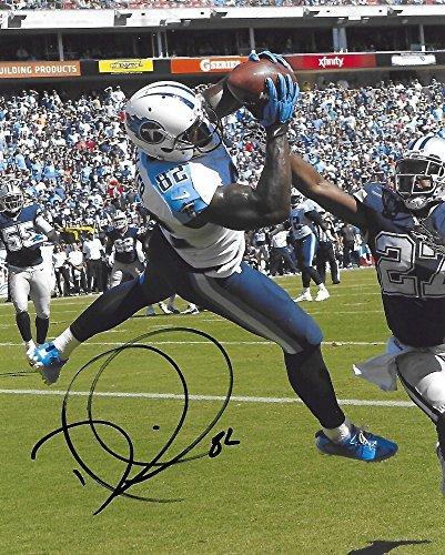 Delanie Walker Tennessee Titans, Signed, Autographed, 8x10 Photo, a COA with the Proof Photo of Delanie Signing Will Be Included..