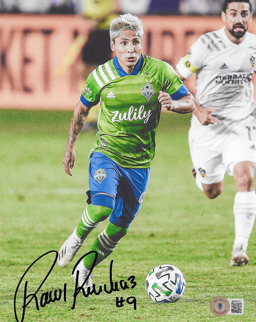 Raul Ruidiaz signed autographed Seattle Sounders 8x10 photo proof Beckett COA=