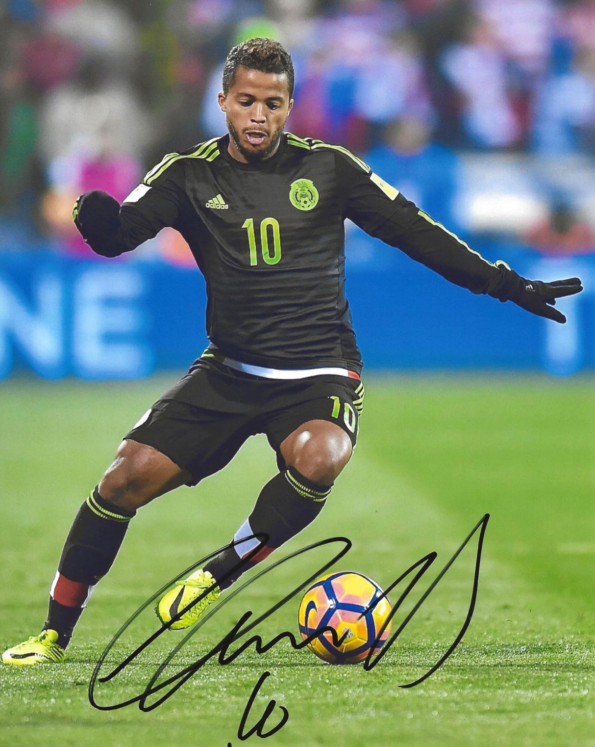 Giovani Dos Santos signed Los Angeles Galaxy soccer 8x10 Photo COA proof autographed