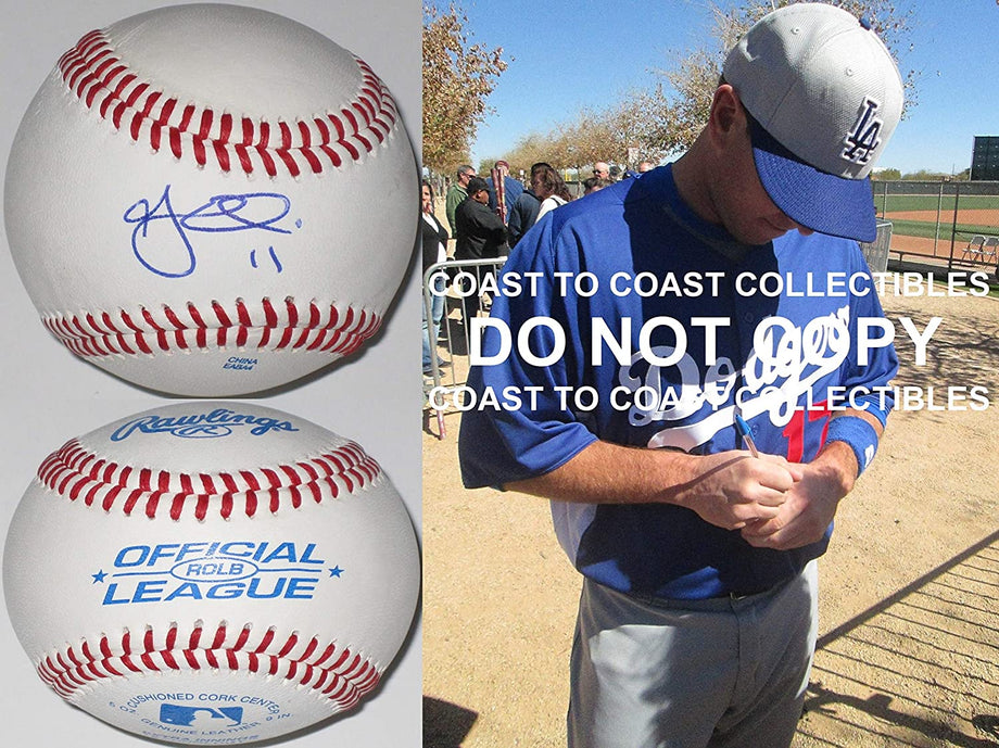 Los Angeles Dodgers Autographed Baseball Memorabilia