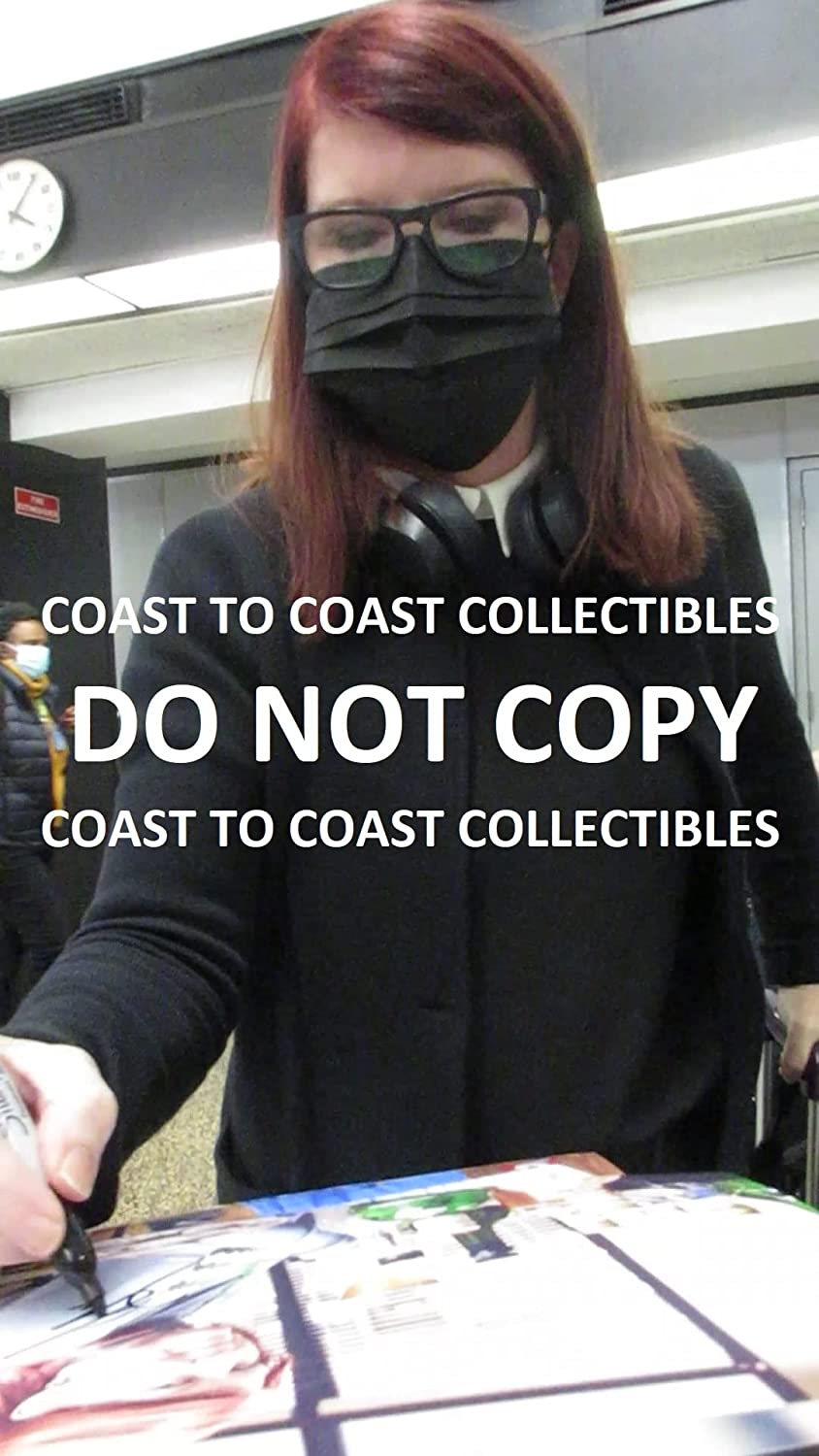 Kate Flannery actress signed autographed The Office 8x10 photo proof Beckett COA. STAR