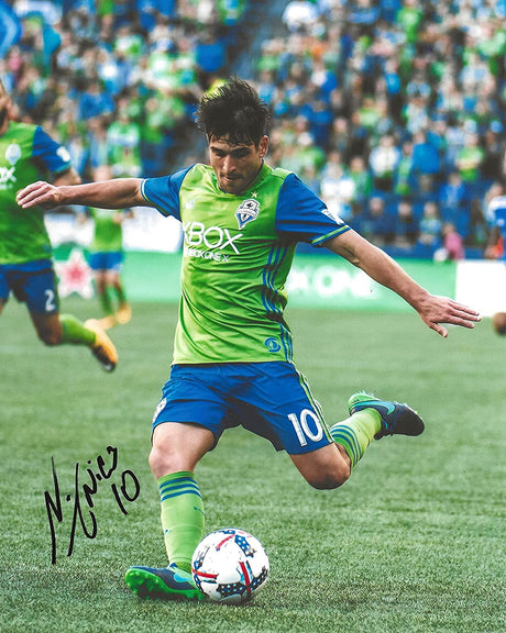 Nicolas Lodeiro signed Seattle Sounders FC 8x10 photo COA proof.