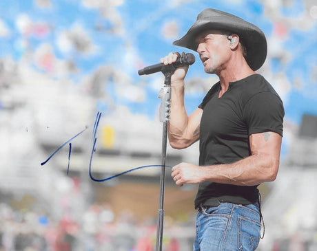Tim McGraw Country music legend signed 8x10 photo COA Proof autographed. Star