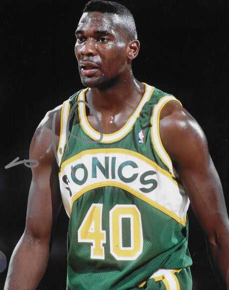 Shawn Kemp signed Seattle Supersonics Basketball 8x10 photo COA proof autographed