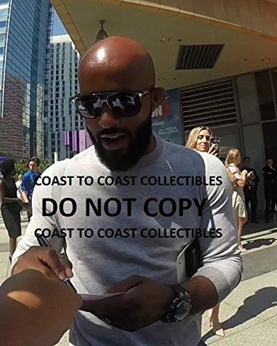 Demetrious Johnson MMA signed, autogrpahed UFC 8x10 Photo, Proof COA