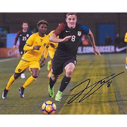 Jordan Morris, USA, United States National team, Signed, Autographed, 8X10 Photo, a Coa with the Proof Photo of Jordan Signing Will Be Included=