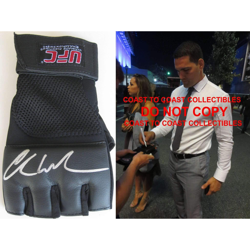 Chris Weidman, MMA, Signed, Autogrpahed, UFC Glove, a COA with the Proof Photo of Chris Signing Will Be Included..