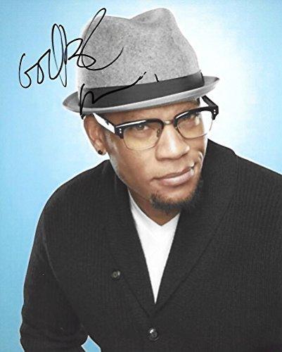 DL Hughley, Comedian, Actor, Movie Star, Signed, Autographed, 8X10 Photo, a COA Will Be Included.