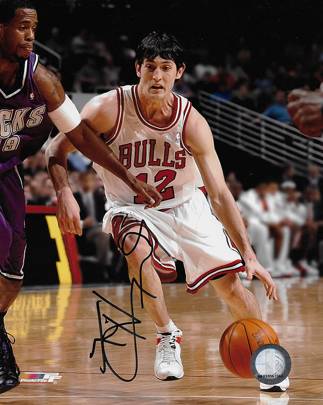 Kirk Hinrich signed Chicago Bulls basketball 8x10 photo COA